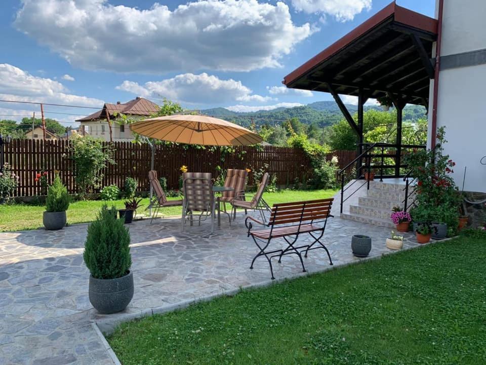 Pensiunea Xandra Hotel Corbi Exterior photo