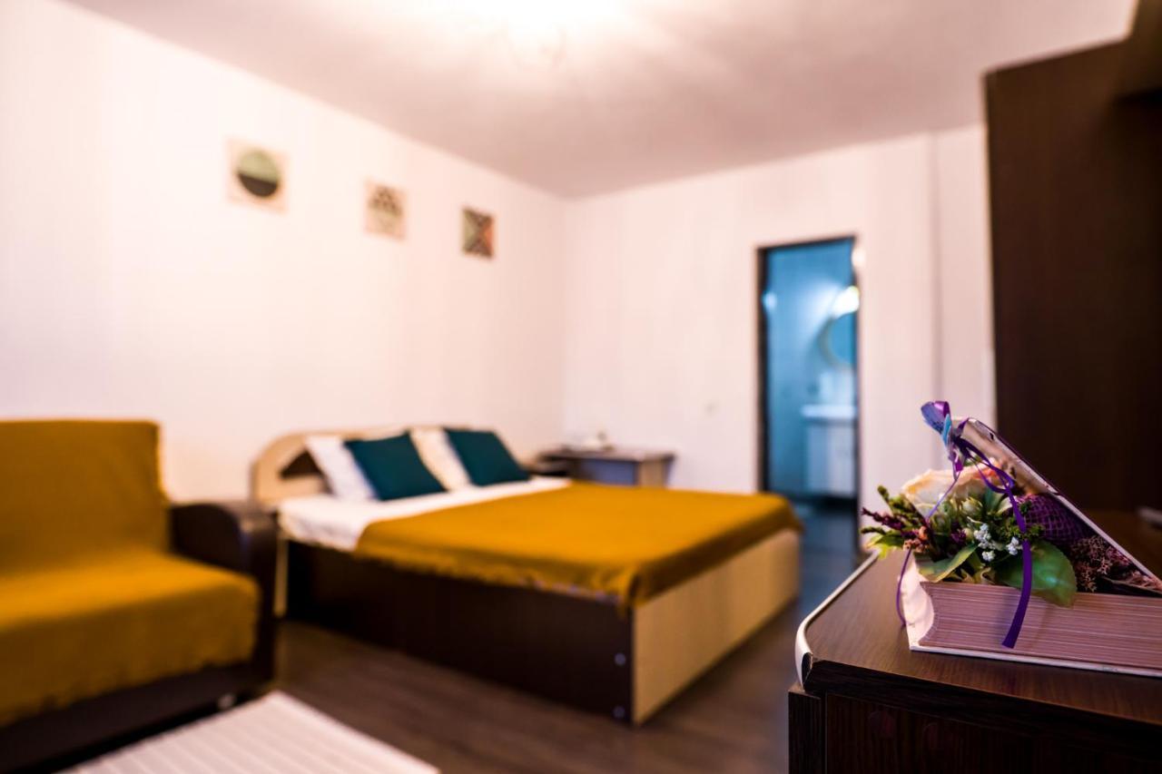 Pensiunea Xandra Hotel Corbi Exterior photo